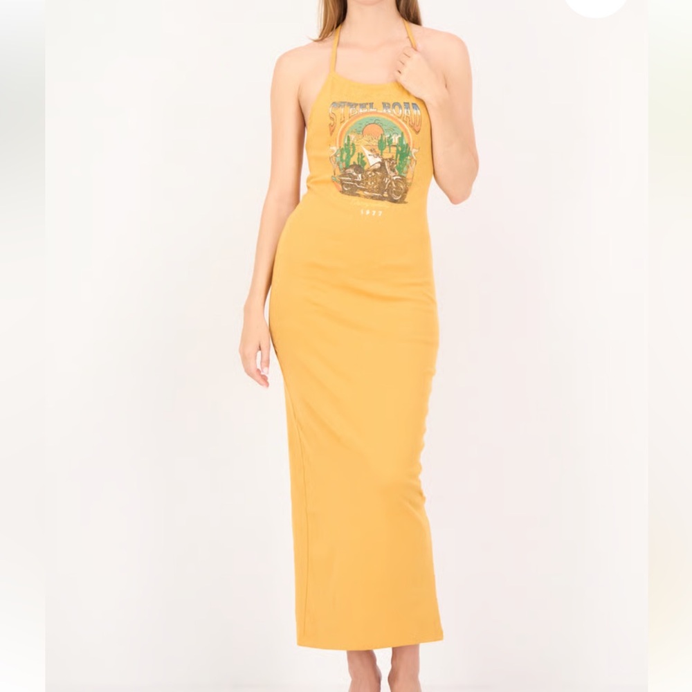 Forever 21‎ Mustard Graphic Halter Maxi Dress